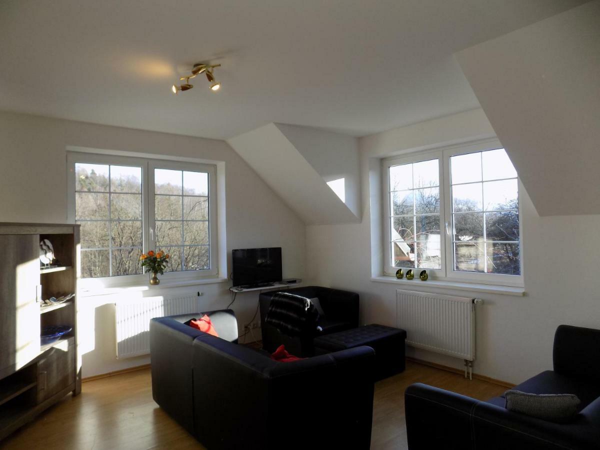 Landhaus Florian Apartment Rovensko pod Troskami Екстериор снимка